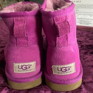 Pink/purple uggs